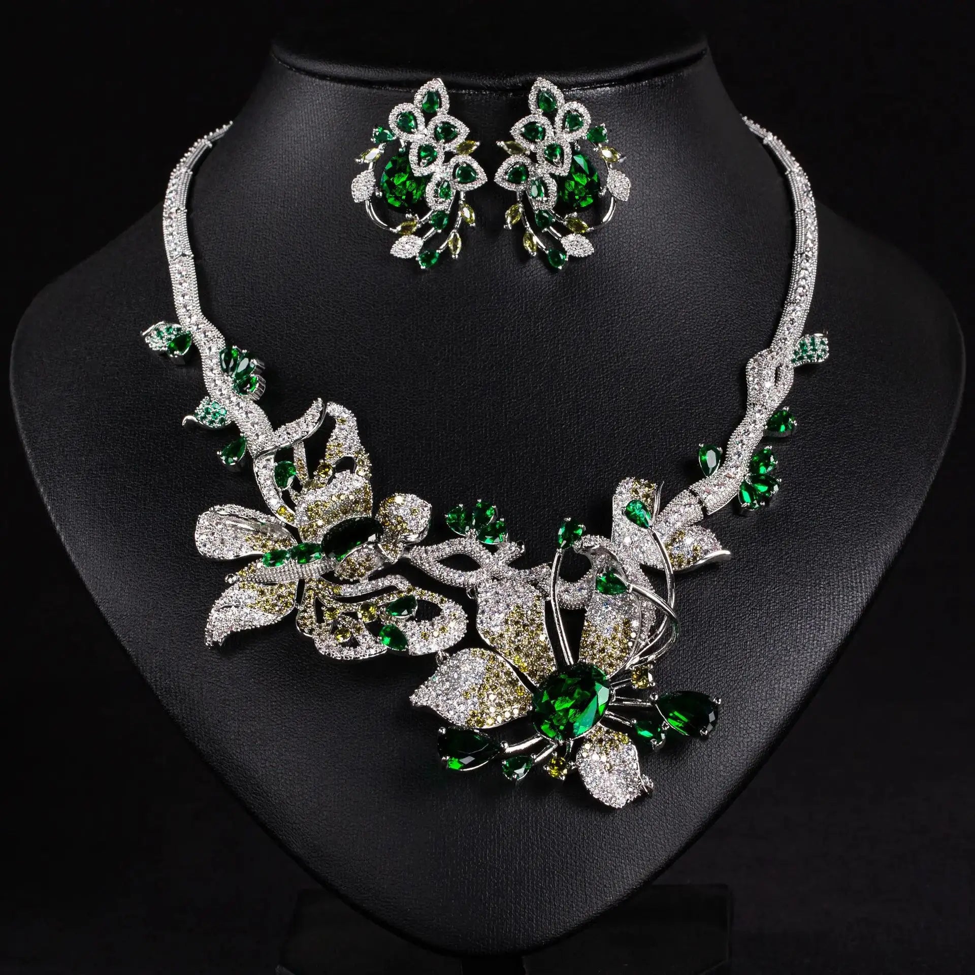 New European and American Style Gorgeous Women's Dress Decoration Accessories Set Necklace Earrings Nigeria Wedding Gift M-913