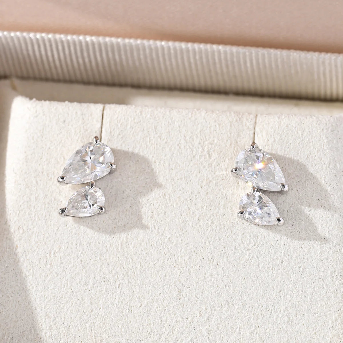 FEOBUR 3cttw Pear Cut Moissanite Stud Earrings for Women 925 Sterling Silver Certified Waterdrop 2-stone Ear Stud Jewelry GRA