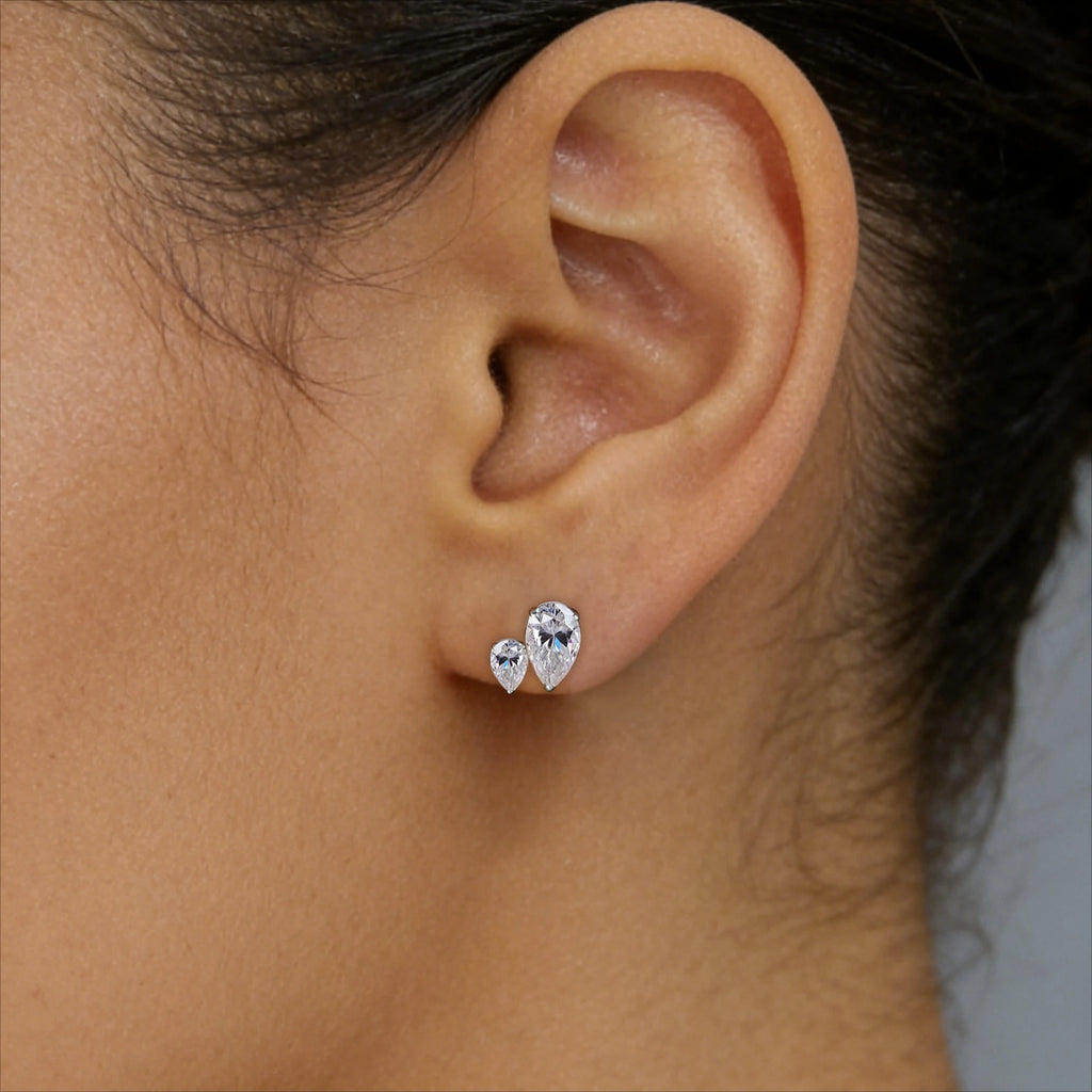 FEOBUR 3cttw Pear Cut Moissanite Stud Earrings for Women 925 Sterling Silver Certified Waterdrop 2-stone Ear Stud Jewelry GRA